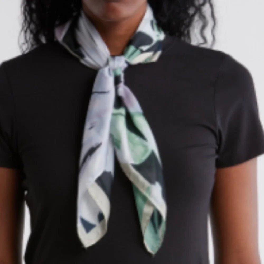 Vince Camuto Brush Floral Painterly Scarf,Square, 27x27, Black/Green Refined,EUC